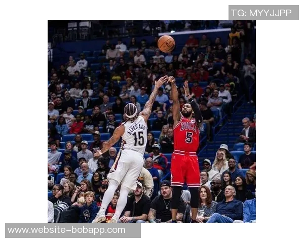 公牛半场小幅领先鹈鹕奥科罗火力全开锡安表现出色普尔贡献稳定得分 公牛半场小幅领先鹈鹕奥科罗火力全开锡安表现出色普尔贡献稳定得分