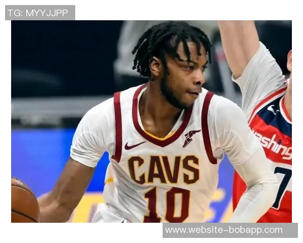 加兰表现平平9投5中三分球命中率50贡献12分1助攻但正负值惨淡32